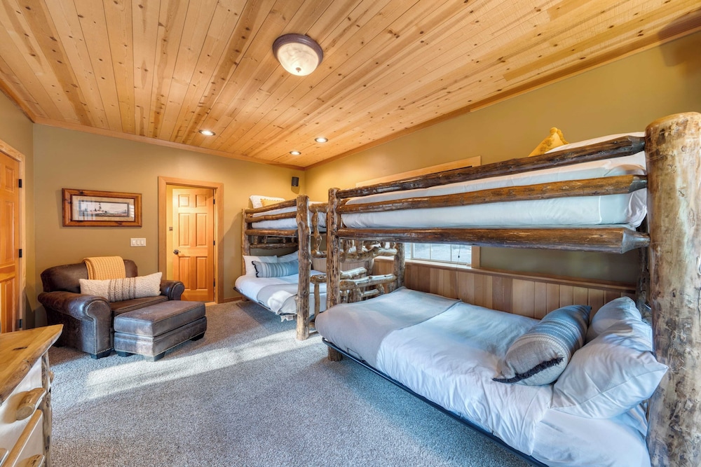 Northstar Haven Cozy-chic Retreat Near Lake Tahoe & Downtown Truckee