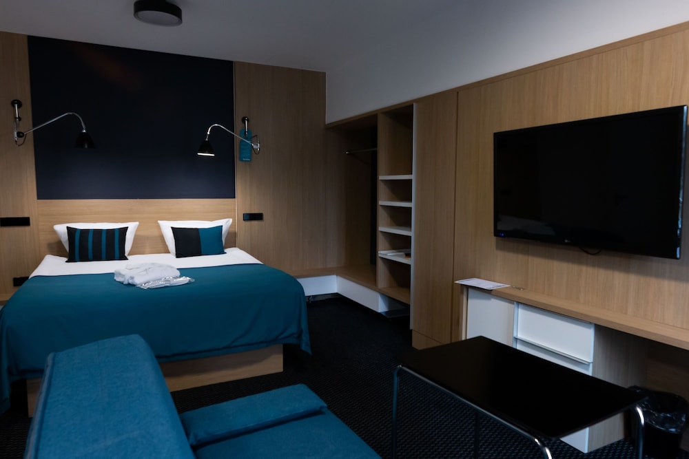 Bonhotel
