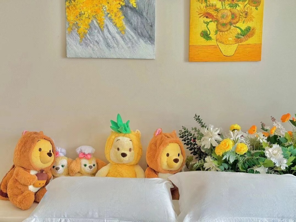 QIMeow Garden Hotel