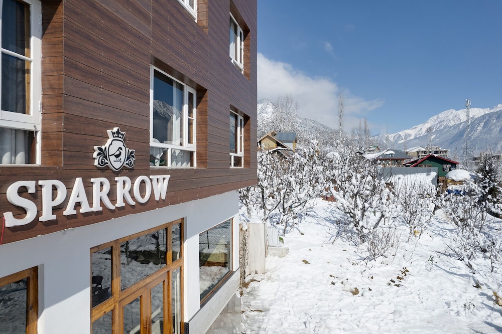 Hotel Sparrow view 3