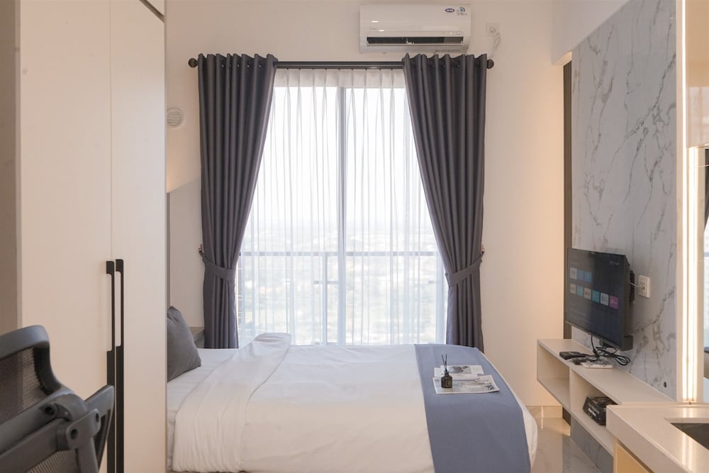 Stunning Studio At Sky House Bsd Apartment