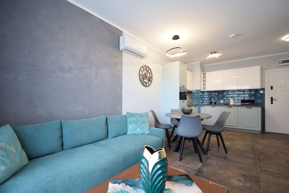 RentPlanet - Perłowa Przystań