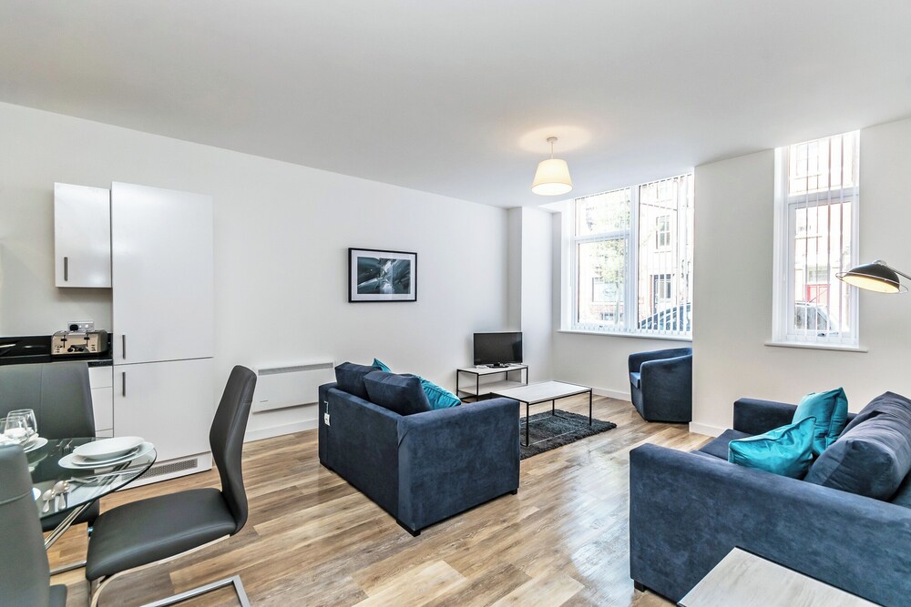 City Suites