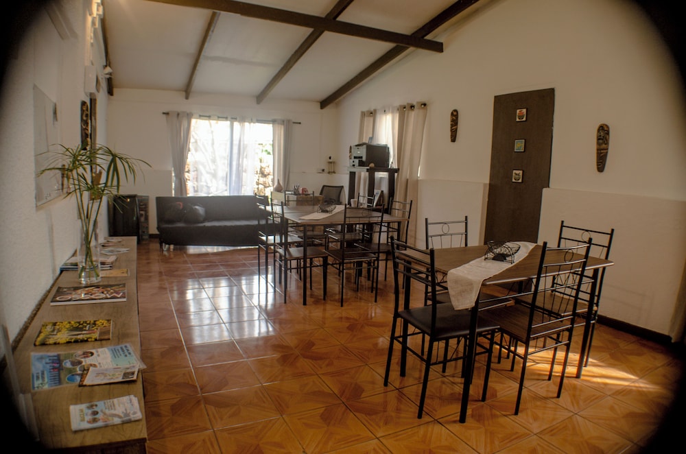 Hostal Vaianny