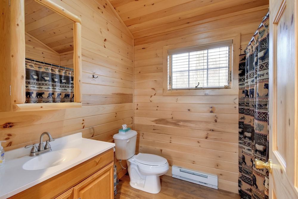 Lakefront Relaxation & Adventure: Sodus Bay Cabin