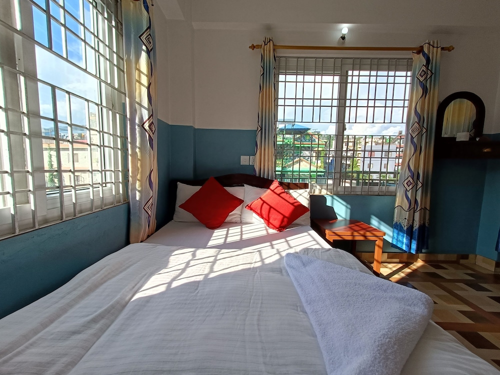 R&R Guest House