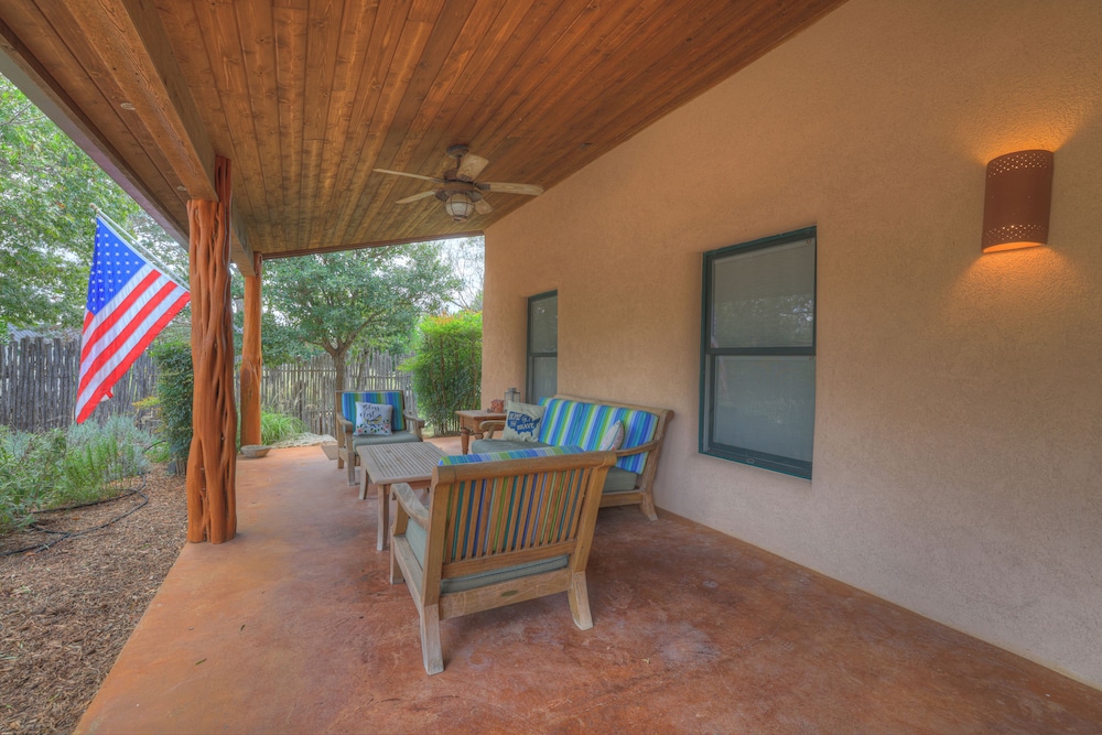 The Willows Casa Grande - Four Minutes to Downtown!