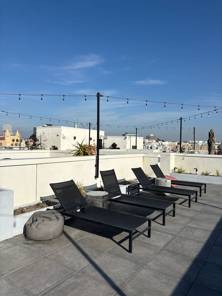 Dream Escape with great rooftop views