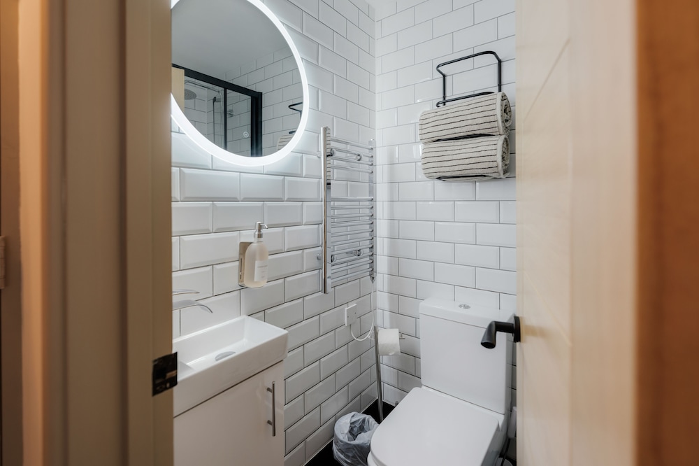 Tower Bridge Road Your Apartment