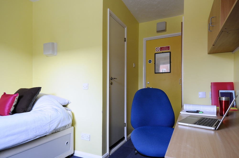 Great Dover Street Apartments
