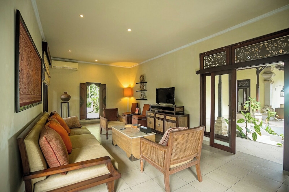 Villa Cemadik