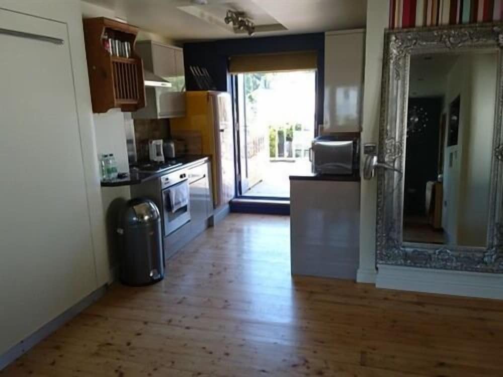 Studio 7 Apartment