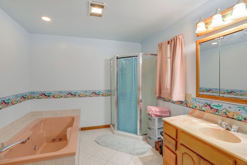 Home w/ Large Yard: 8 Mi to Holiday Valley Resort