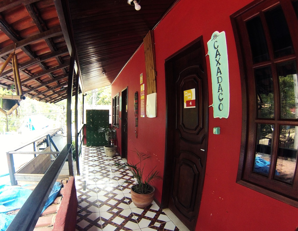 Hotel Beach House Ilha Grande - Hostel - Image 1