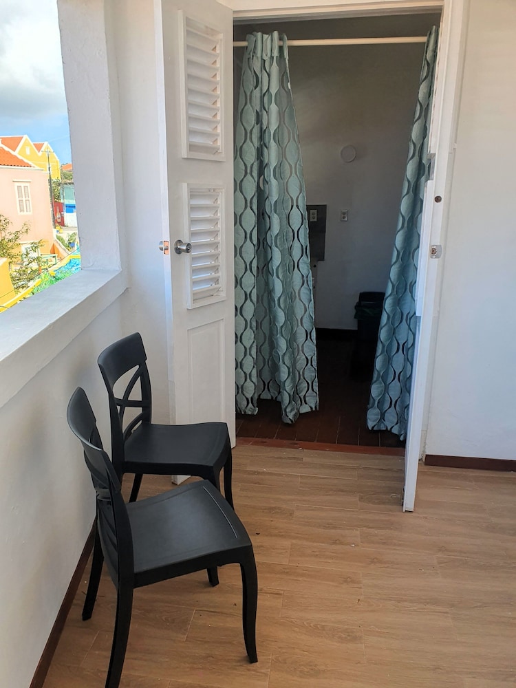 Catherine Suites