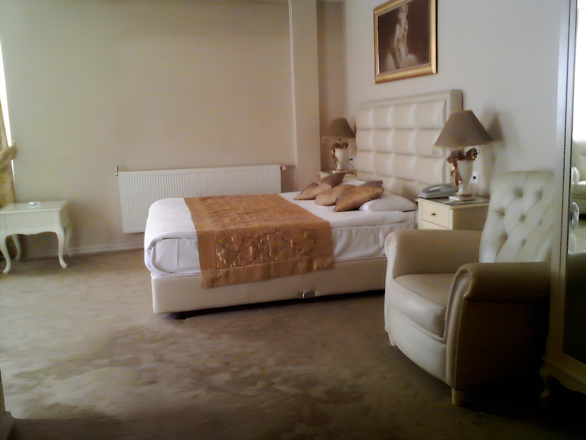 Golden Boutique Hotel