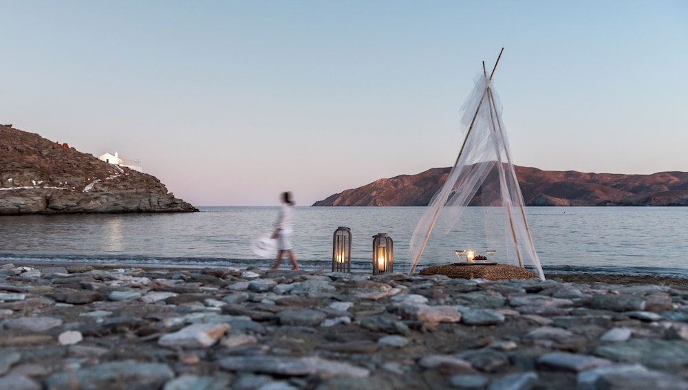 Eneos Kythnos Beach Villas