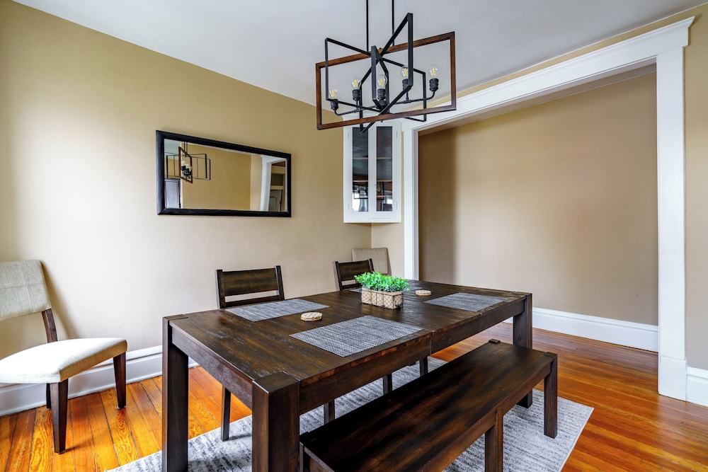 The Parkside by Jungle House – Short North Boutique Suites