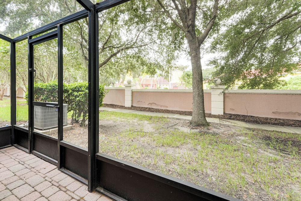 Resort Amenities, Screened Lanai: Kissimmee Escape