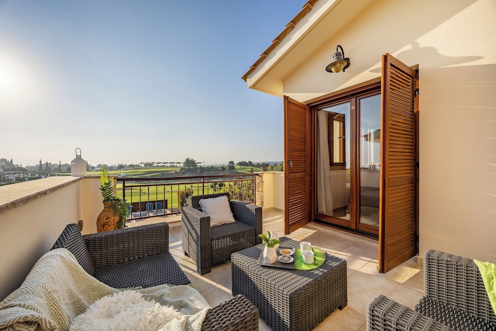Hg06 Adjacent to Aphrodite Hills- Private Pool