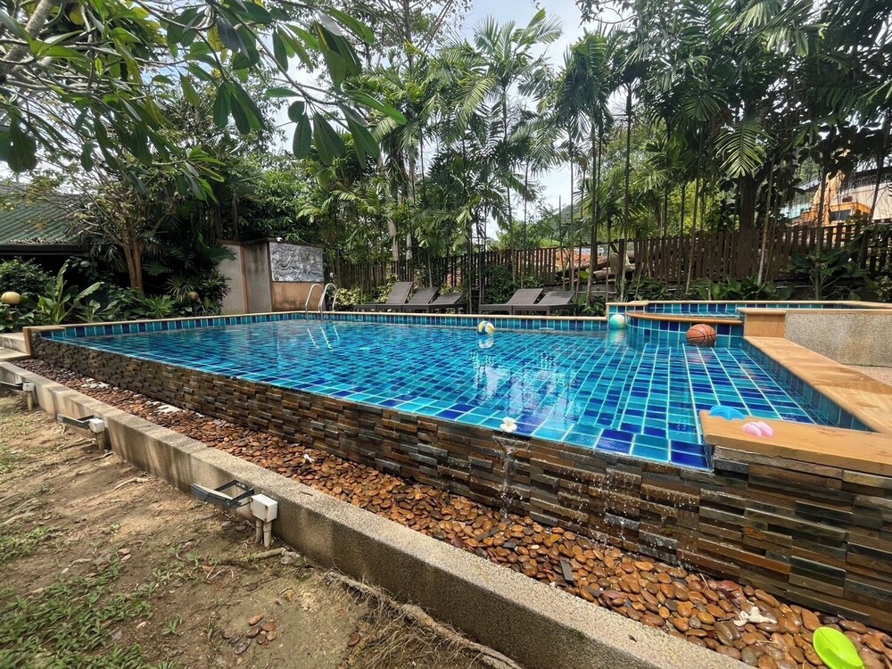 Moubillow Resort