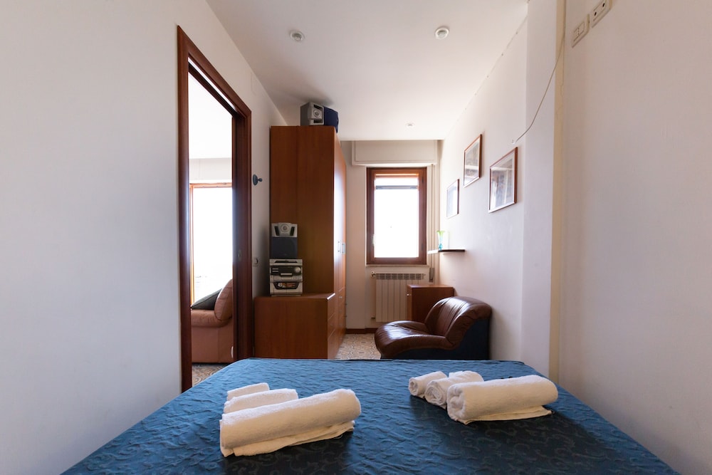 Mondello Wonderful Seaview Apartment photo 5