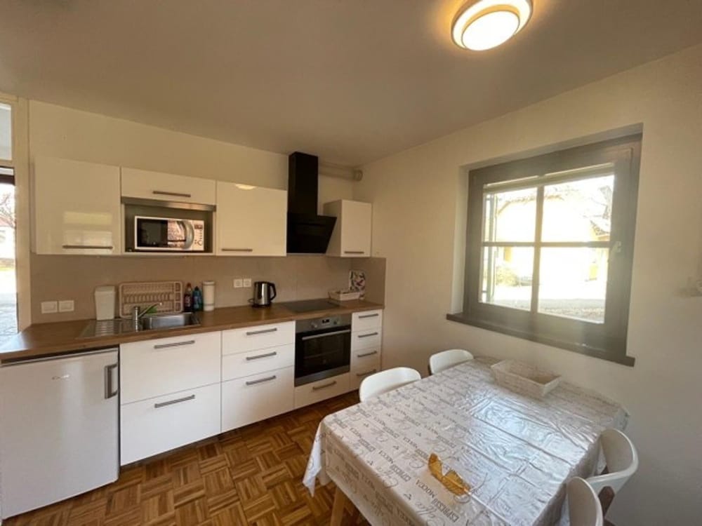 Captivating 2bedroom House in Terme Catez, Brezice