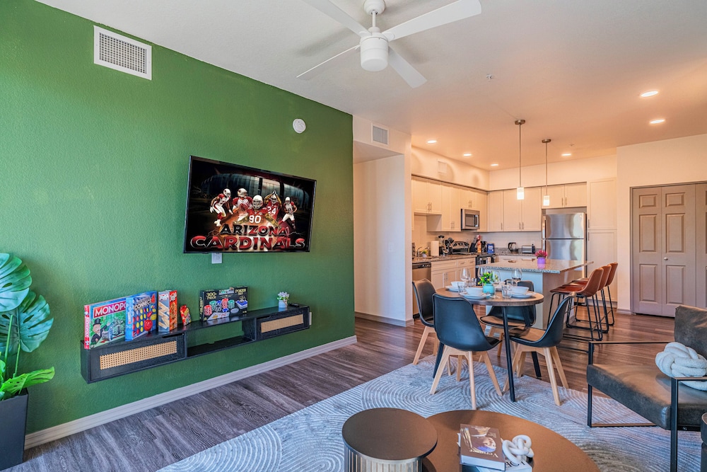 ROVE LIVING/KL - Cardinal 95