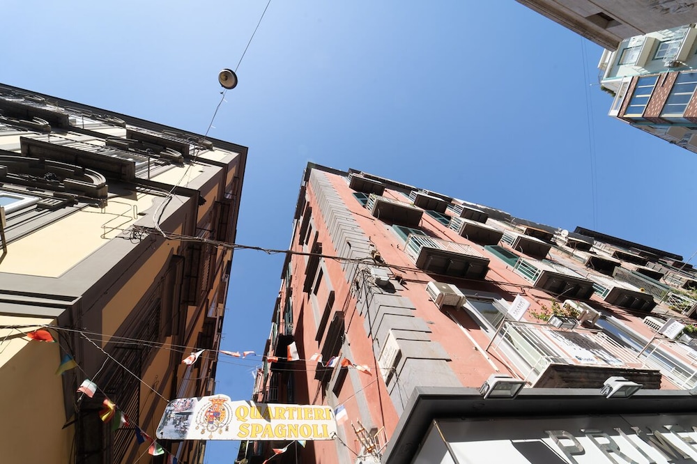 H. G. Boutique Toledo Napoli Centro by ClaPa Group Dislocated Hospitality