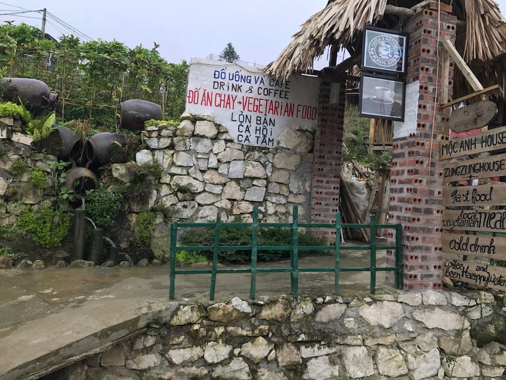 Moc Anh House