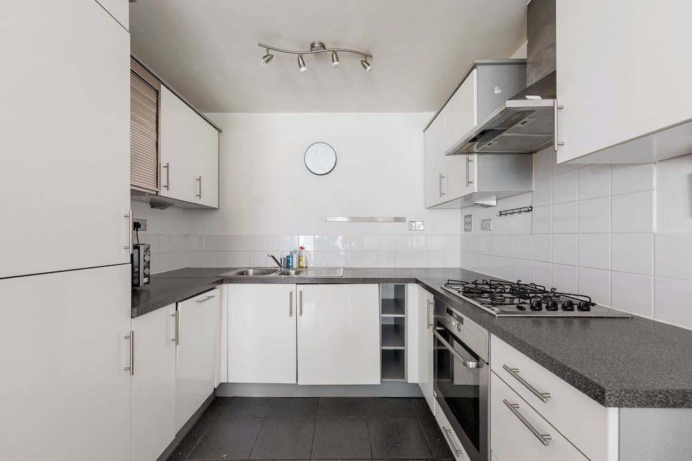 London Oasis Apartment