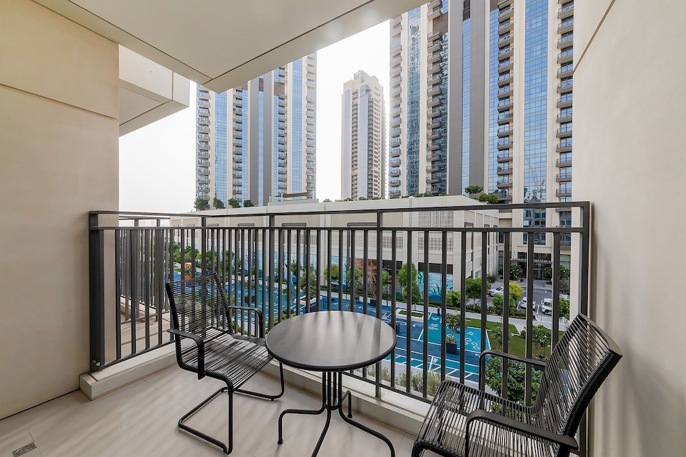 Wonderful Apartments in Icon Bay