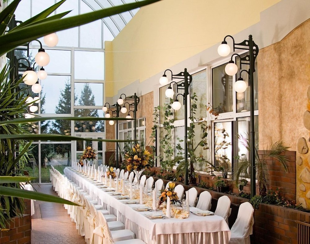 Park Hotel Tryszczyn - Property Image 6