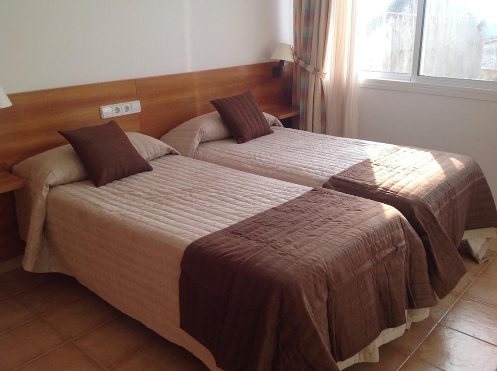 Hostal Vehí photo 3