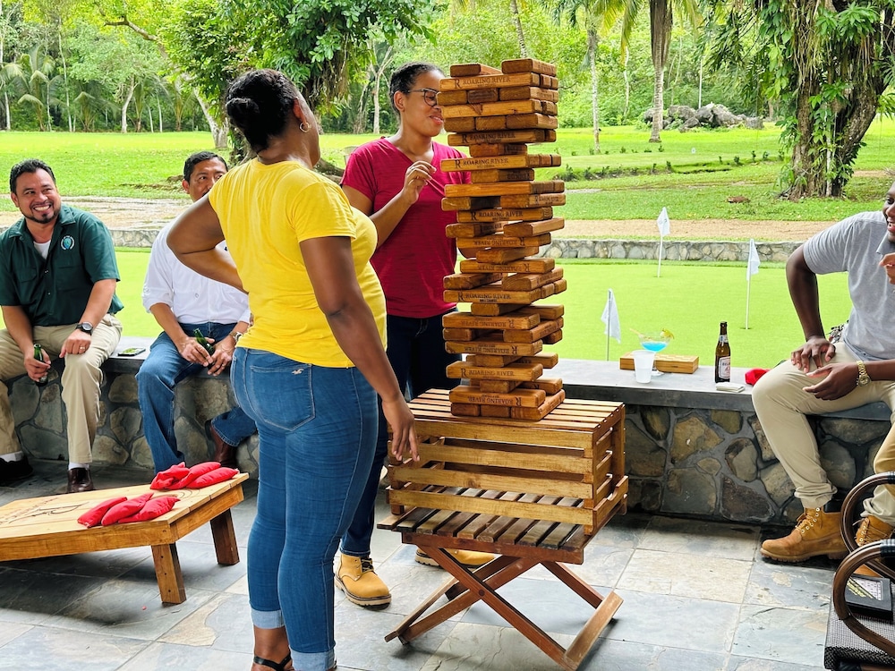 Roaring River Resort