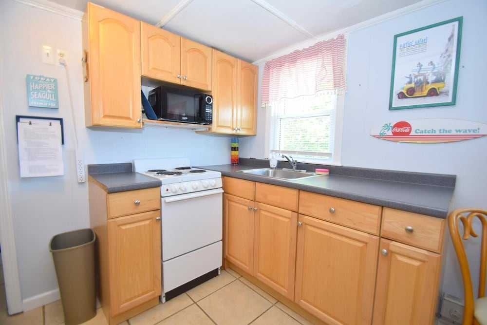 Parrot Bay-key West Cabanas 43 1 Bedroom Condo by RedAwning view 4