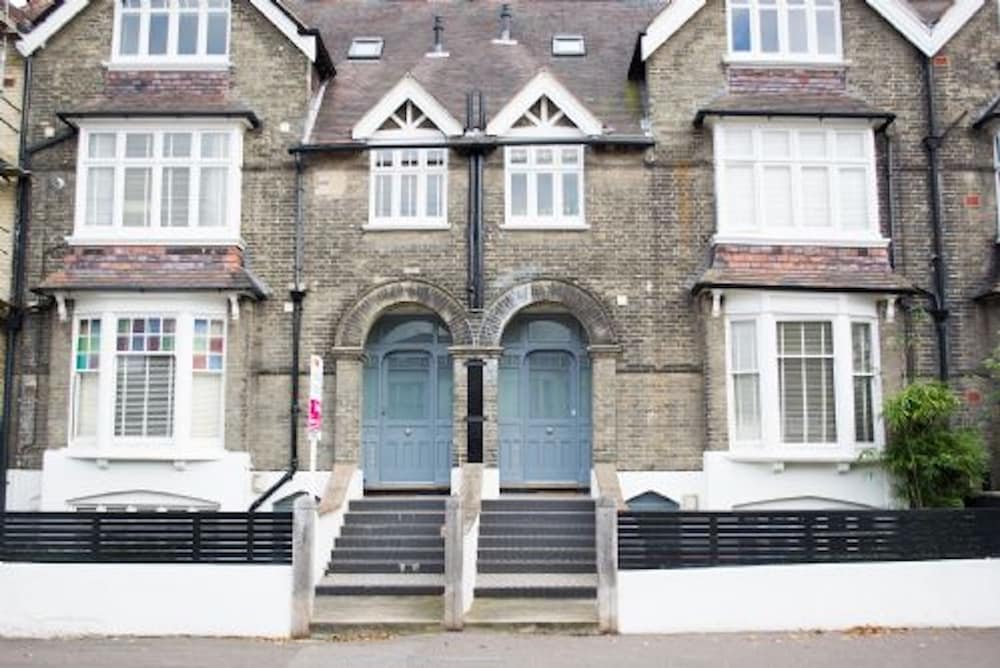 Host Stay Apartment 2 York Terrace