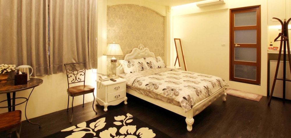 Chu Dream House