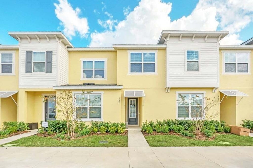 Enchanted Solara Retreat Themed Bedrooms & Pool 5 Townhouse