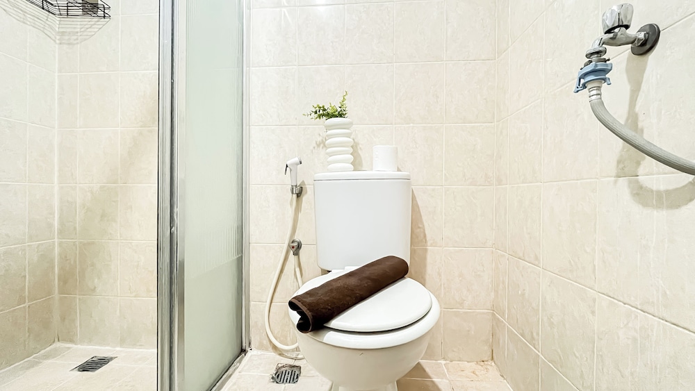 Cozy 1Br Apartment At The Wave Kuningan