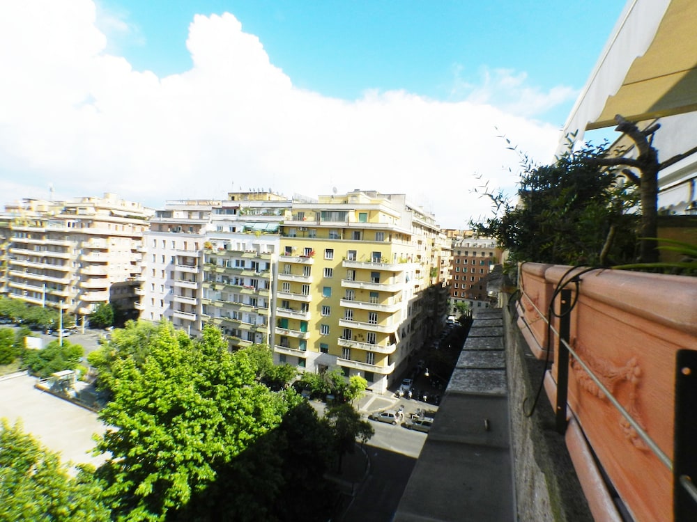 Rome Center Flat