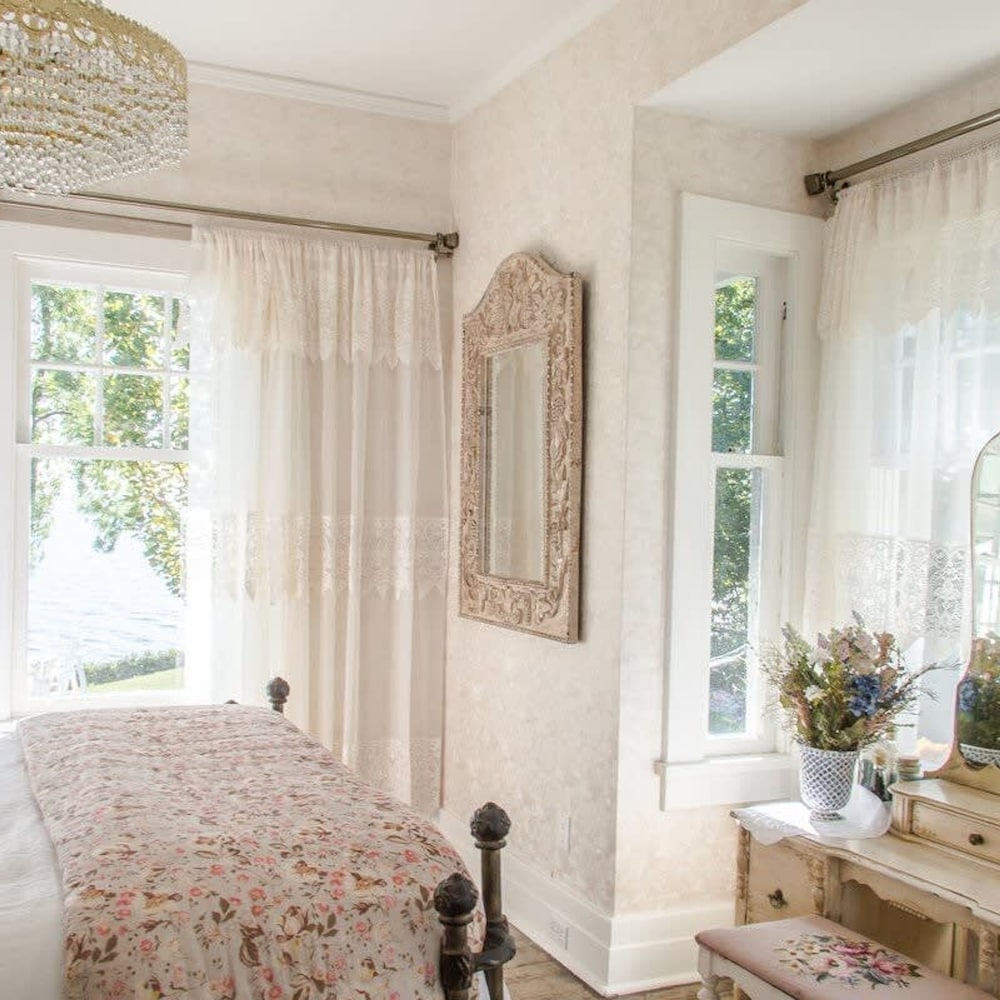 Luxury Waterfront Fairytale Home -carmen Elisabeth
