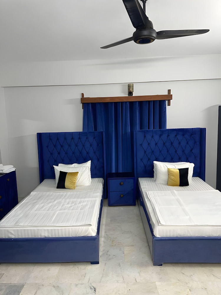 Serenity Lodge Guest House