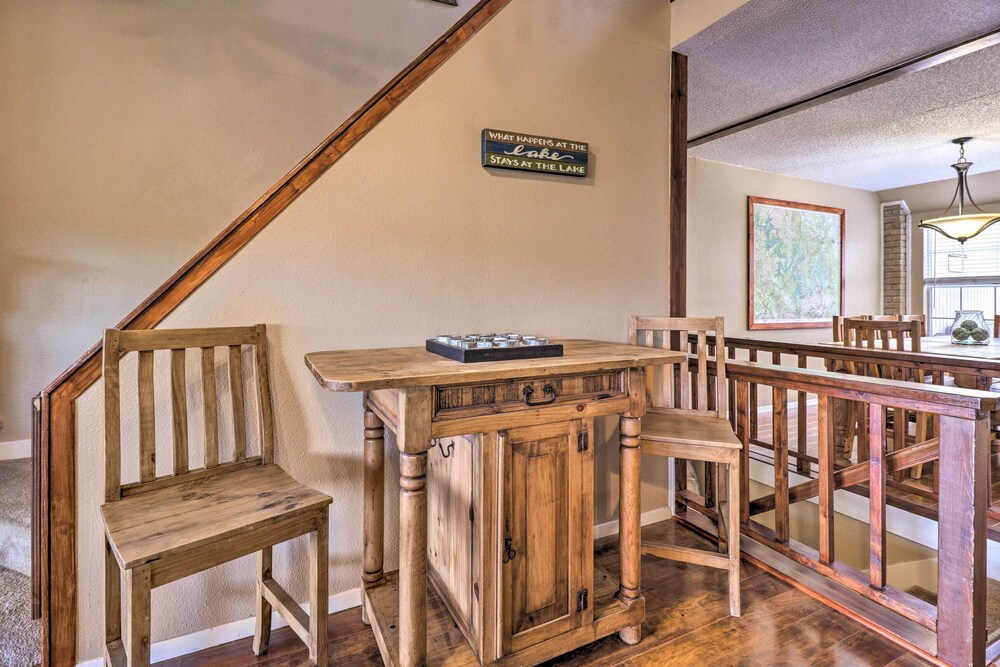Lakefront Home w/ Point Venture Golf Access! - Property Image 4