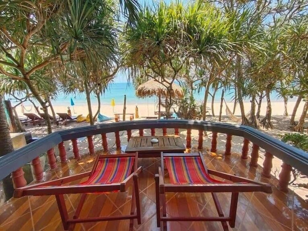 Lanta Miami Resort
