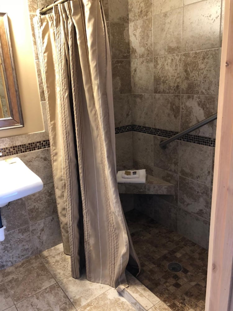 Hotel Expedition