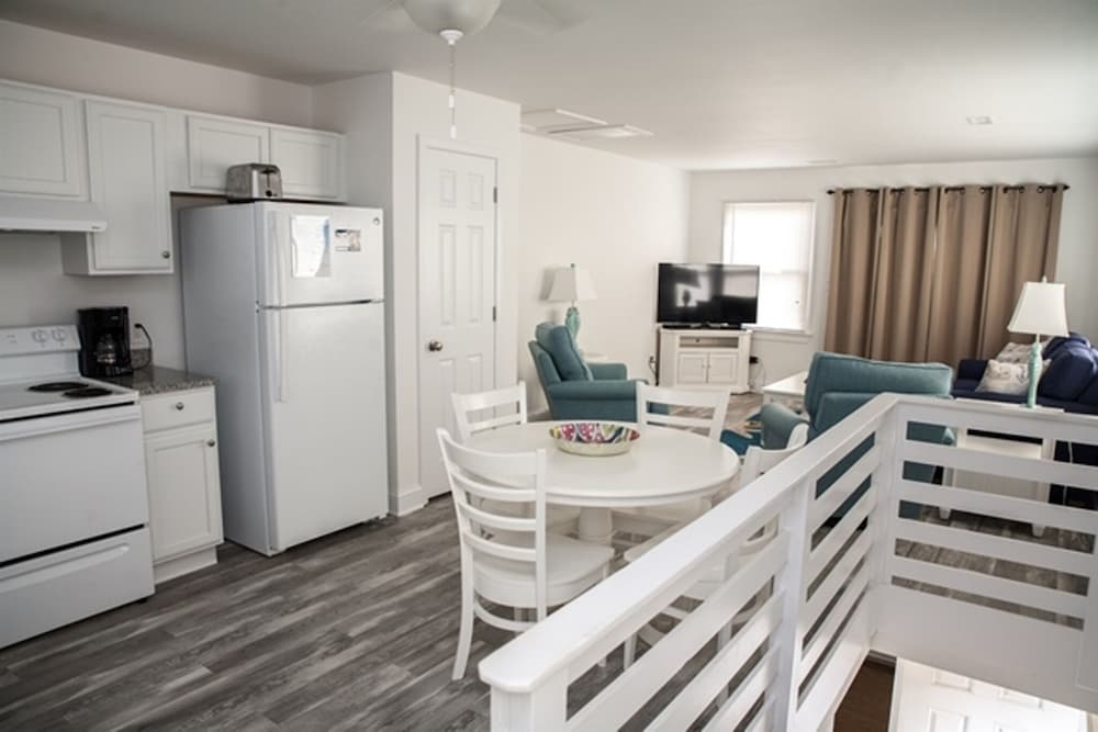 Two By The Sea-b 2 Bedroom Cottage by RedAwning