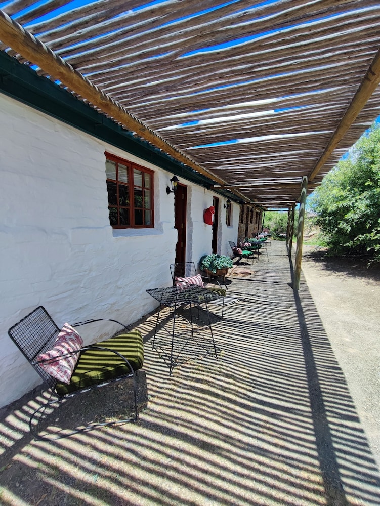 Ganora Guestfarm & Excursions