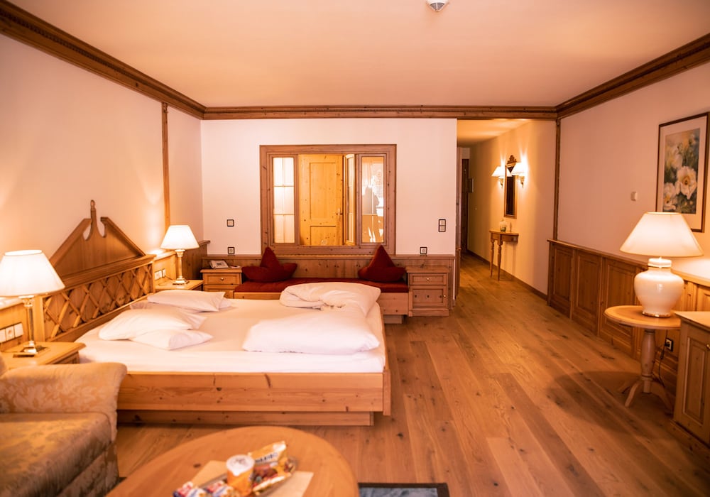 Wellnesshotel ...liebes Rot-Flüh
