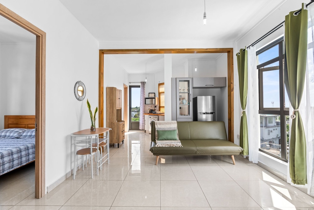 Grand Bay Heights C8